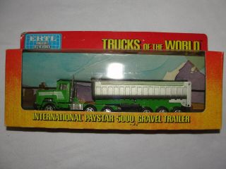 Ertl Trucks Of The World International Paystar 5000 Gravel Trailer 1403