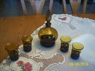 Hand Blown Vintage Glass Rootbeer Color Decanter & 4 Glasses With Metal Art Work