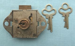 Mills Puritan Trade Stimulator Lock With 2 Keys