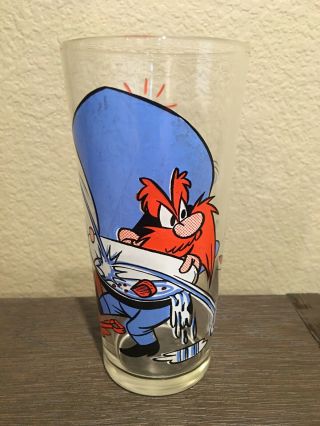 1976 Pepsi Looney Tunes Glass Yosemite Sam & Speedy Gonzales Collectors Series