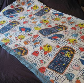Vintage Blanket featuring Pac - Man Arcade Game Graphics Midway 71 x 90 Twin 2