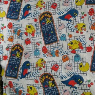Vintage Blanket featuring Pac - Man Arcade Game Graphics Midway 71 x 90 Twin 7