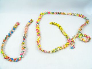 Vintage Chewing Gum Wrapper Kissing Chain 62 Inches Total