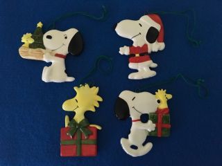 Vintage Peanuts Snoopy Woodstock Set Of 4 Ceramic Ornaments