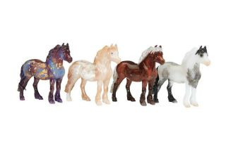 Breyer Iris 2019 Stablemate Collector ' s Club Highland Pony Gambler ' s Choice 4