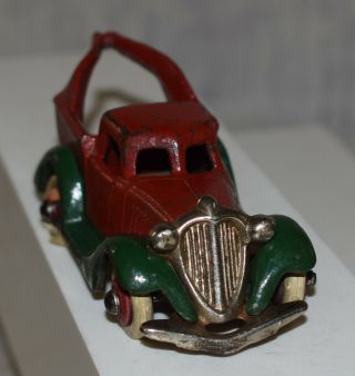 Vintage Hubley Cast Iron Wrecker Tow Truck - Two Piece Plus Grille - Red / Green 3
