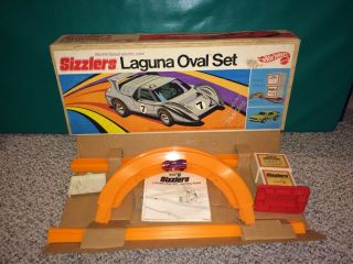 Vintage 1969 Mattel Redline Hot Wheels Sizzlers Laguna Oval Set,  Box,  Car