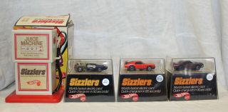 1969 Hot Wheels Sizzlers Juice Machine & 3 Redlines Cars Box/containers