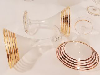 1940s COCKTAIL SHAKER w GOLD BANDS & 6 MATCHING MARTINI 