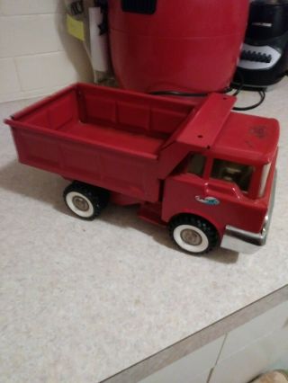 Vintage 1960 ' s Red Structo Dump Truck FLIPABLE? RARE LO$ W/GLASS windshield 2