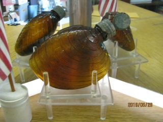 A Color 1/2 Pint Clam Shell Figural Early 1900 
