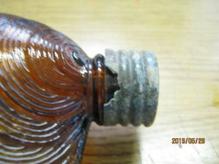 A COLOR 1/2 PINT CLAM SHELL FIGURAL EARLY 1900 ' S FLASK with CAP 3
