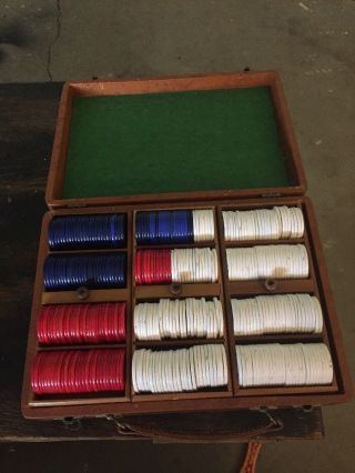 Vintage Lowe York Game Made In Usa 336 Poker Chips And Case 3 Wood Trays