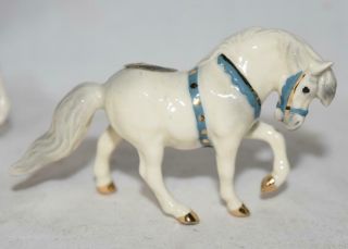 Hagen Renaker Mini Head Down Circus Pony W/medium Blue Harness Horse Figurine