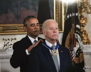 Joe Biden Signed Autograph 11x14 Photo Medal Of Freedom Barack Obama Beckett