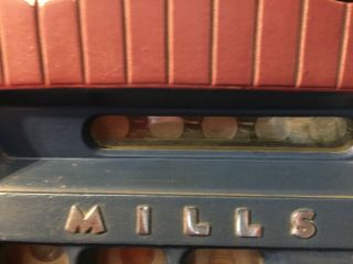 5 cent Mills slot machine from 1947 and in 2