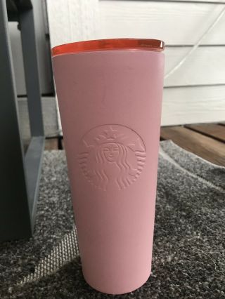 Starbucks Cold Cup: Missing Straw