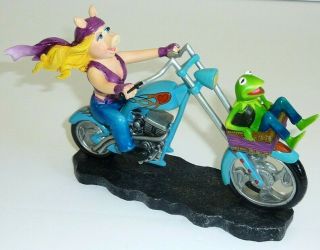 Miss Piggy Figurine Hamilton Muppet On The Road Again With Kermit Motorcycle