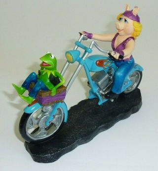 MISS PIGGY Figurine Hamilton Muppet ON THE ROAD AGAIN WITH KERMIT Motorcycle 3