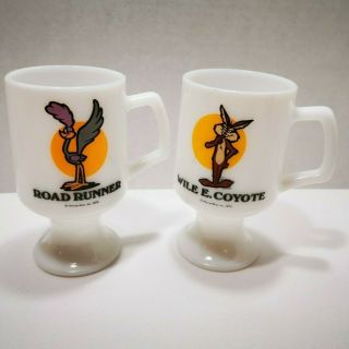 Vintage Fire King Road Runner & Wile E Coyote Great America Pedestal Mugs 1975