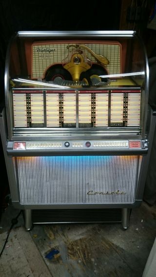 Wurlitzer 2204 Jukebox Restored 45rpm Plays 52 Records