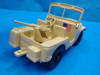 Processed Plastic Co - Large Size Willy Jeep With Gun - Tan 739 - Army Military 3