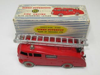 Dinky 955 Fire Engine With Ladder,  Exc,  Red,  H.  Hudson Dobson,  Boxed.