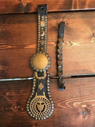 Antique Vintage Leather Horse Saddle Harness Brass Decoration Brass Medallions
