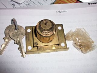 Nos Yale Trade Stimulator Brass Lock W/2 Keys,  Slotmachine Or Arcade