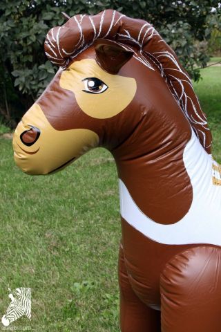 Inflatable 2010 VBS Pony Horse 57 in.  Pinto Paint Brown White Blow Up Decoration 5