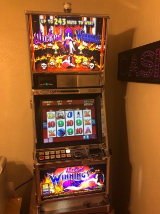 Wicked Winnings Ii Aristocrat Slot Machine