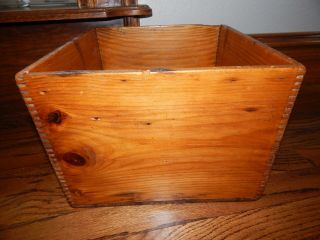Dr.  Kilmer ' s Swamp Root Kidney Liver & Bladder Remedy Vintage Wood Box 4