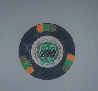 100 Casino De Isthmus City poker chips Green $100 denomination.  RARE James bond 3