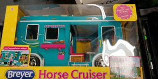 Breyer 62044 1:12 Scale Horse Cruiser Mib