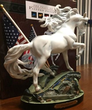 Unconquered,  Trail Of Painted Ponies,  1e 1328,  Resin Figurine,  Box.