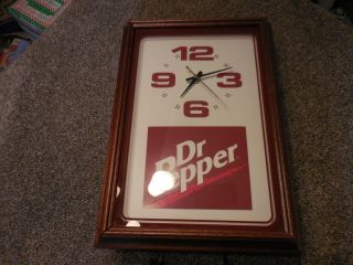 Vintage Dr Pepper Lighted Electric Clock wood frame 4