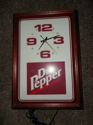 Vintage Dr Pepper Lighted Electric Clock wood frame 5