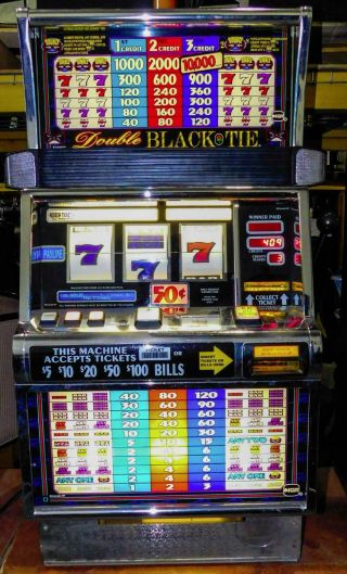 Igt S - 2000 Reel Slot Machine: Double Black Tie