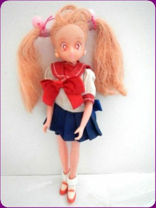 VINTAGE Sailor Moon Sailor Chibi Moon a doll two dress Bandai 4