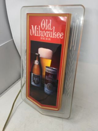 Vintage OLD MILWAUKEE BEER Lighted Tavern/Bar Sign. 7