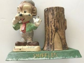 Warner Brothers Cast Metal Sniffles The Mouse At Tree Trunk Bank 5 1/2 " B2