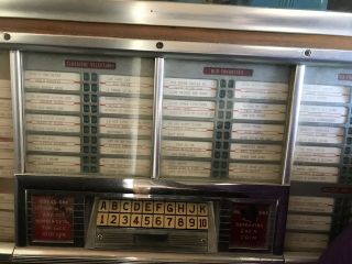 IT ' S A 100 SEEBURG Select - o - matic JUKEBOX WITH OVER 100 45 ' S 4