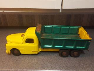 Antique Toy Metal Dump Truck With Hydraulic – Structo