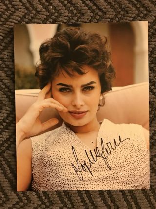 Sophia Loren Signed 8 X 10 Photo Autographed
