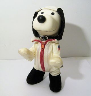 Vintage 1969 Moon Landing Astronauts Snoopy In Space Suit Hat Figure Cute
