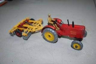 Dinky 27a,  Massey - Harris Tractor 1948 - 54 With Harvester
