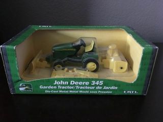John Deere 345 Die - Cast Garden Tractor - Ertl 5079