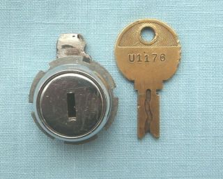 Early Mills Qt Slot Machine Rear Door Lock And Key
