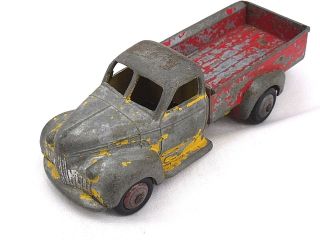 1941 Studebaker M5 Series Pickup Truck 1949 - 55 Dinky Toys 25 - P Yellow / Red