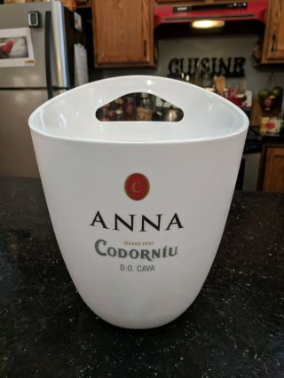 Anna Codorniu D.  O.  Cava White Plastic Ice Bucket Wine Chiller
